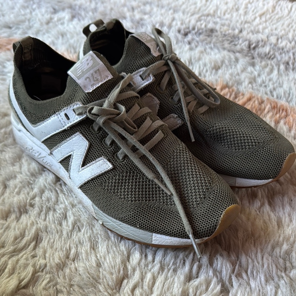 New Balance Green and White Sneakers with Mesh Upper